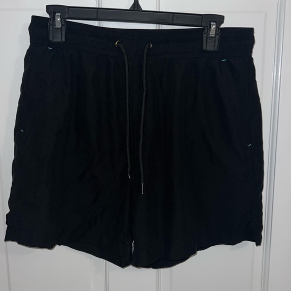 Mens athletics shorts. George size medium (32-34). Black.